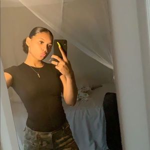 Meet your Posher, Antonya